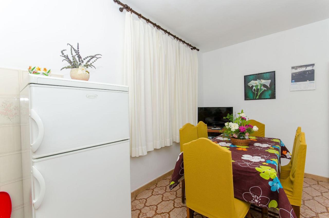 Apartment Anka Orebić Exterior foto